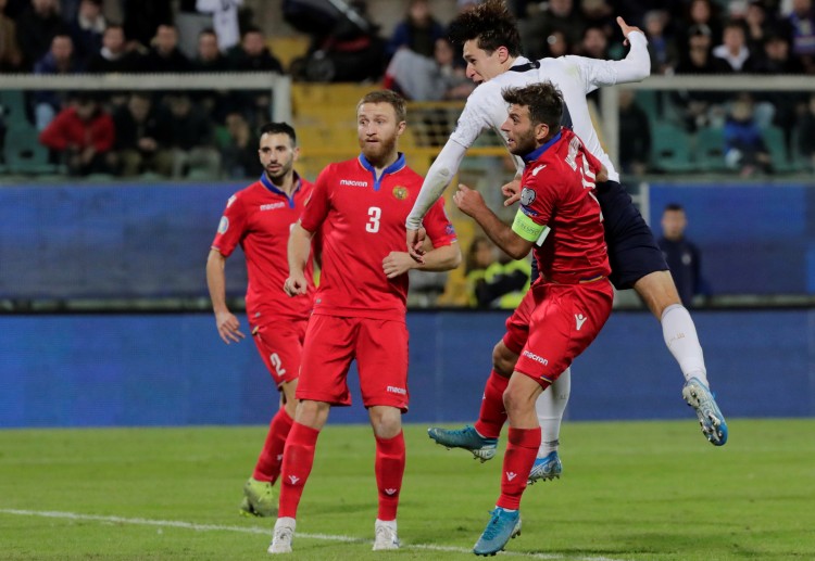 Euro2020 Qualifying: Armenia oằn mình chống đỡ các pha tấn công từ đội chủ nhà