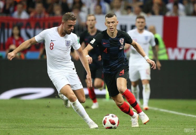 Ivan Perišić battles England’s Jordan Henderson as Croatia open their World Cup 2026 campaign